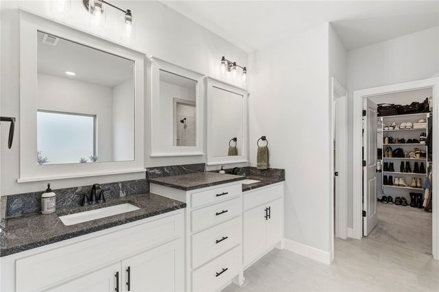 231 Ambry Loop, Centerton, AR 72719