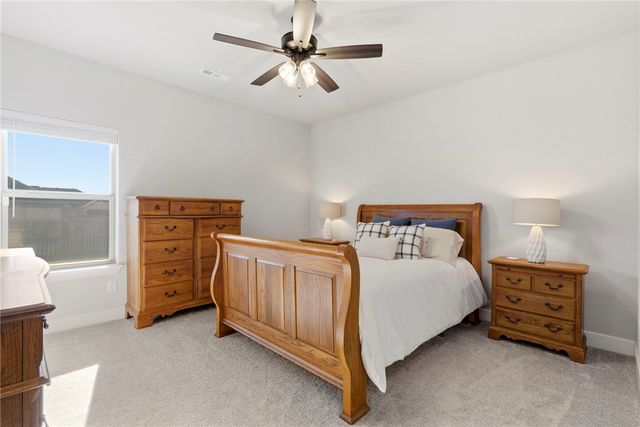 231 Ambry Loop, Centerton, AR 72719