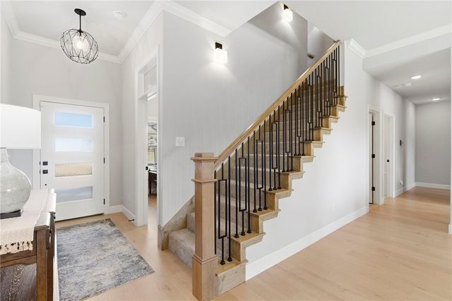 231 Ambry Loop, Centerton, AR 72719