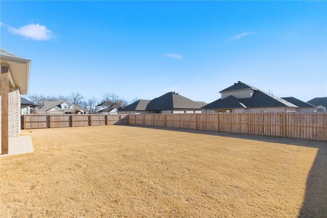 231 Ambry Loop, Centerton, AR 72719