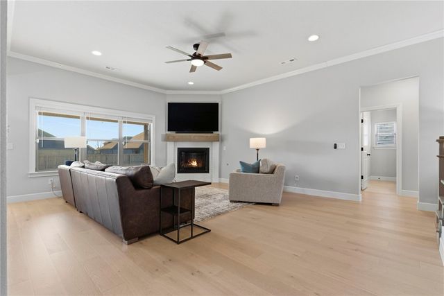 231 Ambry Loop, Centerton, AR 72719