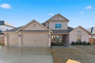 231 Ambry Loop, Centerton, AR 72719