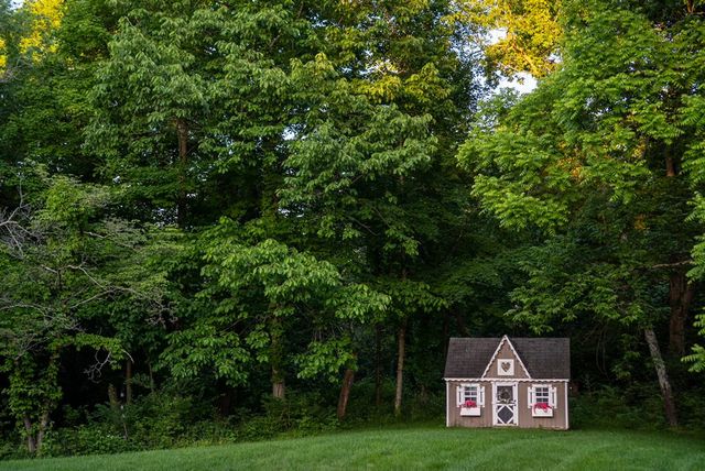 2564 Rustling Brook Lane, Beavercreek, OH 45434