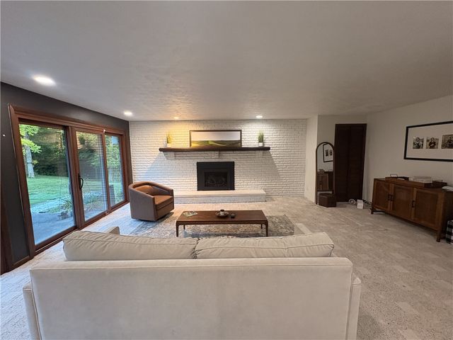 2564 Rustling Brook Lane, Beavercreek, OH 45434