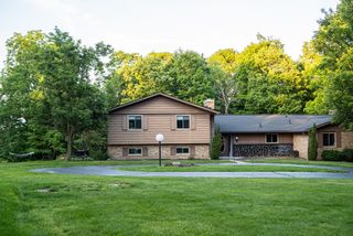 2564 Rustling Brook Lane, Beavercreek, OH 45434