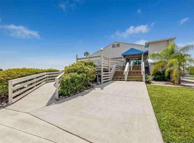 717 RIVERVIEW CIRCLE, North Port, FL 34287