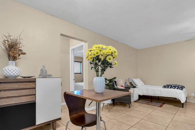2700 NE 135th Street 31, North Miami, FL 33181