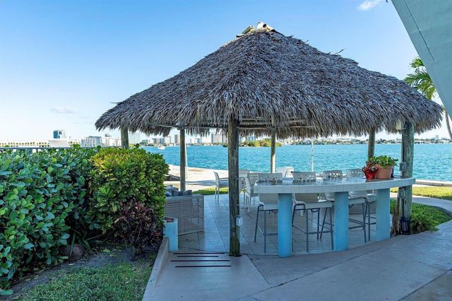 2700 NE 135th Street 31, North Miami, FL 33181
