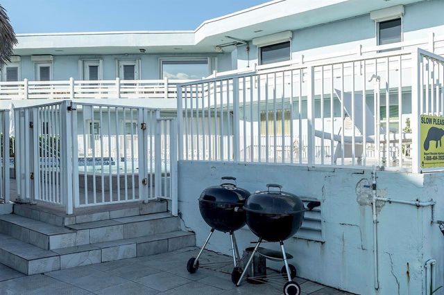 2700 NE 135th Street 31, North Miami, FL 33181