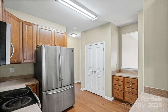 9503 Long Hill Drive, Charlotte, NC 28214