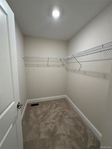 315 Canyon Creek Court 27, Howell, MI 48843
