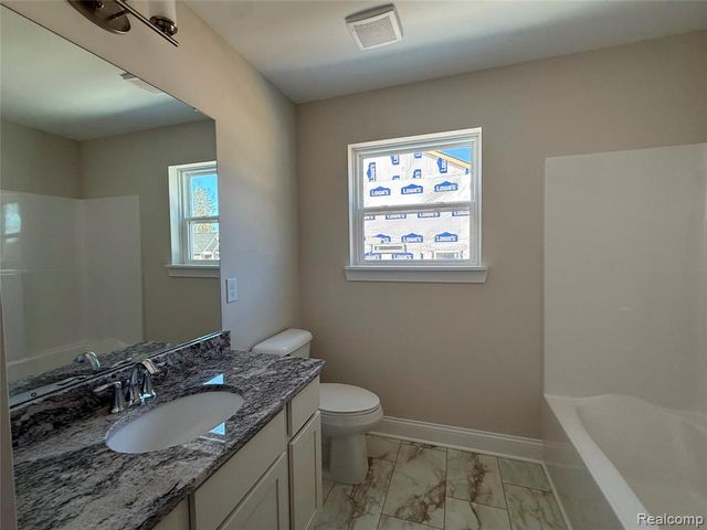315 Canyon Creek Court 27, Howell, MI 48843