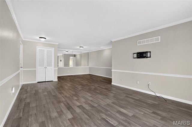 10315 Forest Brook Lane F, St Louis, MO 63146