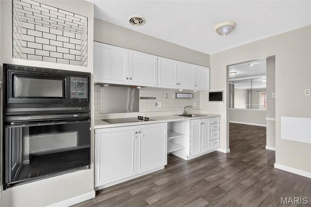 10315 Forest Brook Lane F, St Louis, MO 63146