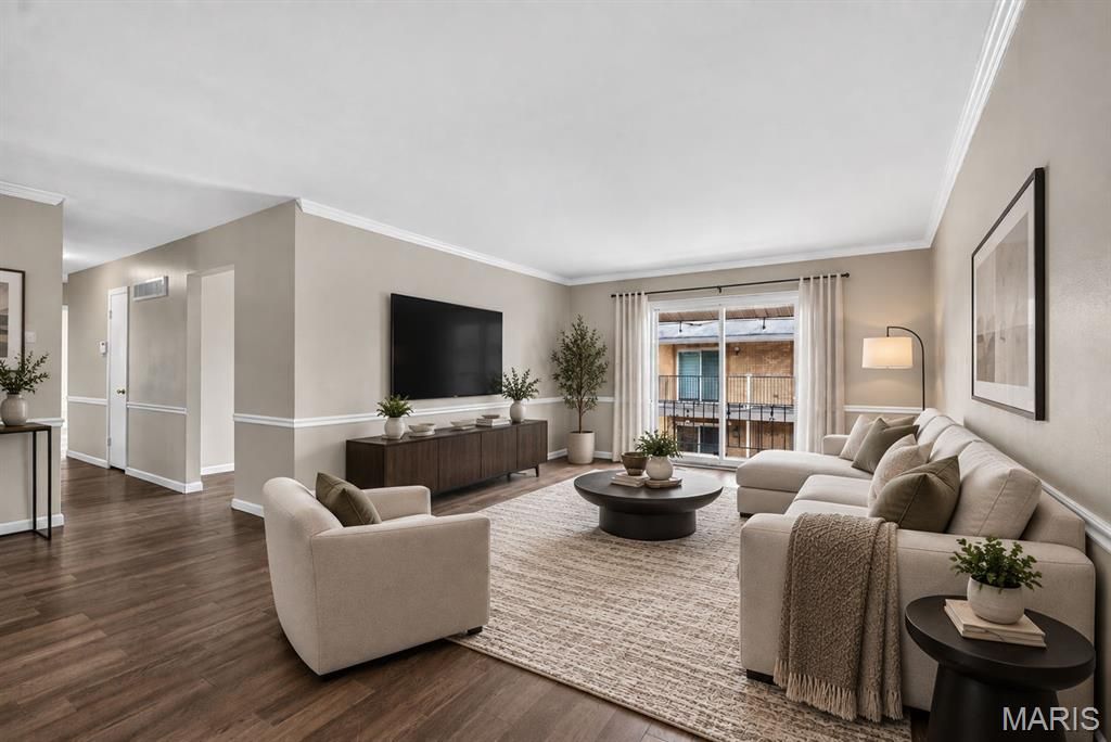 10315 Forest Brook Lane F, St Louis, MO 63146