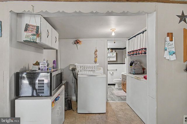 339 BROAD ST, Elmer, NJ 08318