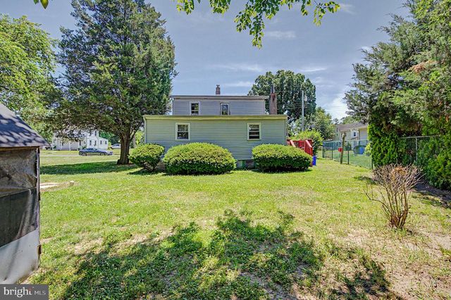 339 BROAD ST, Elmer, NJ 08318