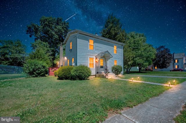 339 BROAD ST, Elmer, NJ 08318