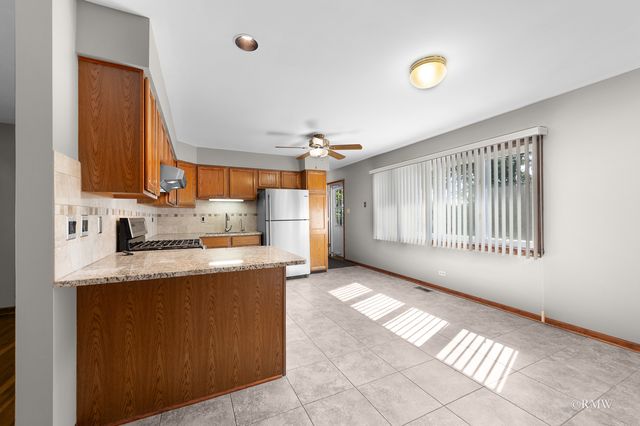 365 Washington Boulevard, Hoffman Estates, IL 60169