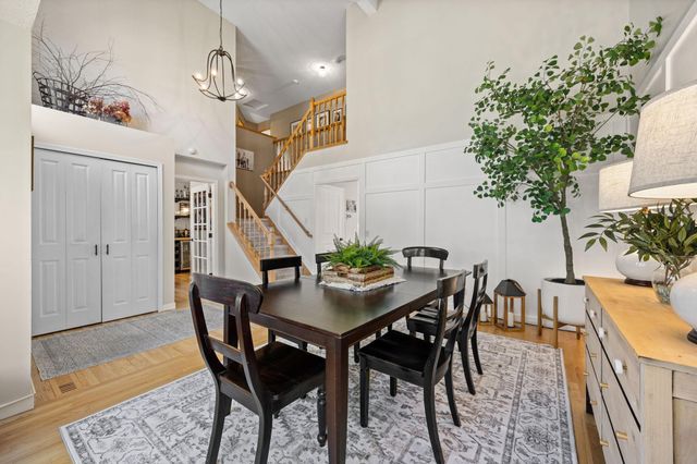 16930 Hanover Lane, Eden Prairie, MN 55347
