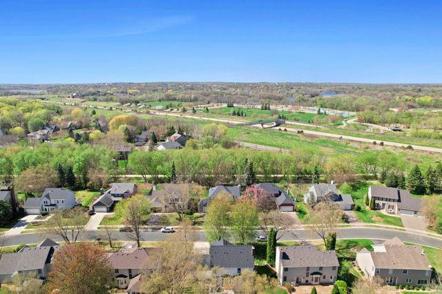16930 Hanover Lane, Eden Prairie, MN 55347