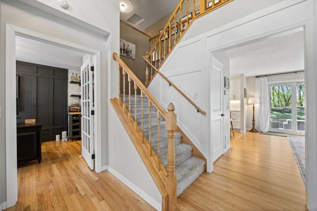 16930 Hanover Lane, Eden Prairie, MN 55347
