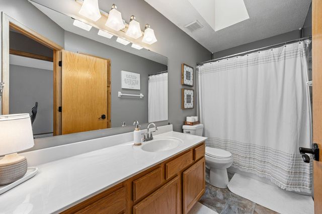 16930 Hanover Lane, Eden Prairie, MN 55347