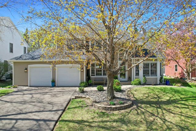 16930 Hanover Lane, Eden Prairie, MN 55347