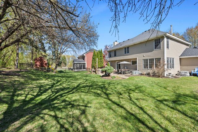 16930 Hanover Lane, Eden Prairie, MN 55347