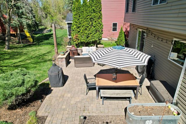 16930 Hanover Lane, Eden Prairie, MN 55347