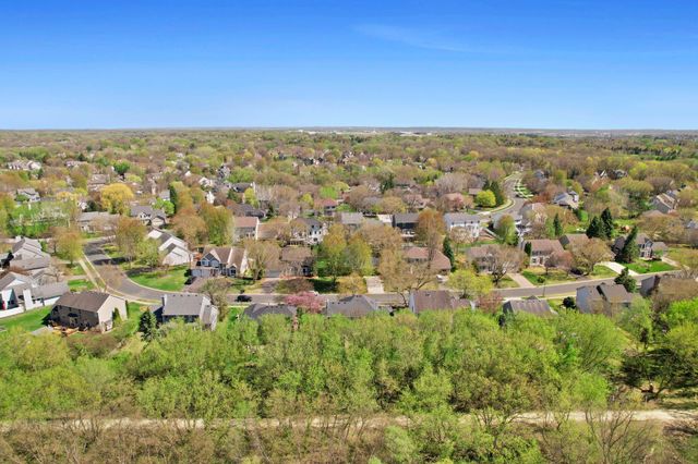 16930 Hanover Lane, Eden Prairie, MN 55347