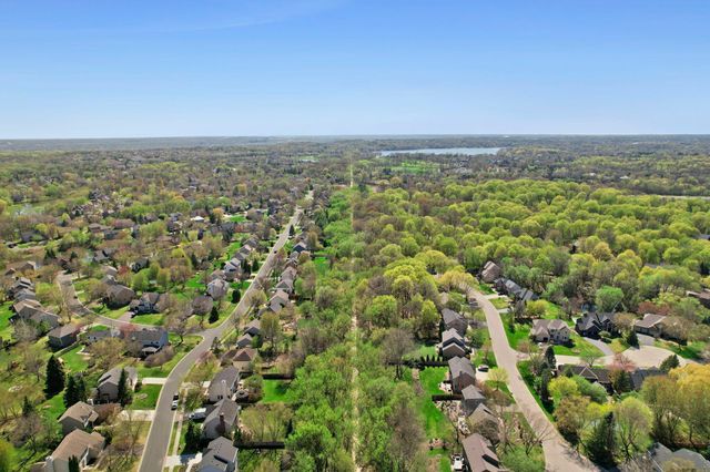 16930 Hanover Lane, Eden Prairie, MN 55347