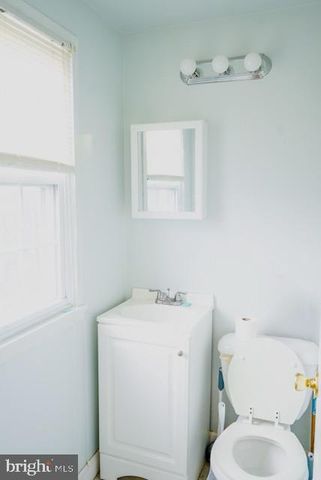 927 GROVEHILL RD, Halethorpe, MD 21227