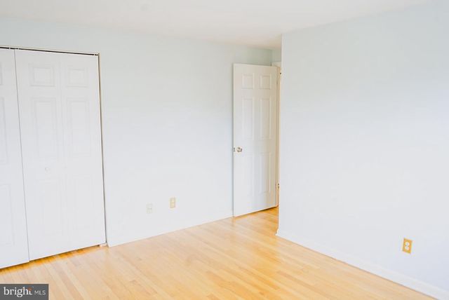 927 GROVEHILL RD, Halethorpe, MD 21227