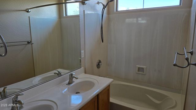 40720 N TRAILHEAD Way, Phoenix, AZ 85086