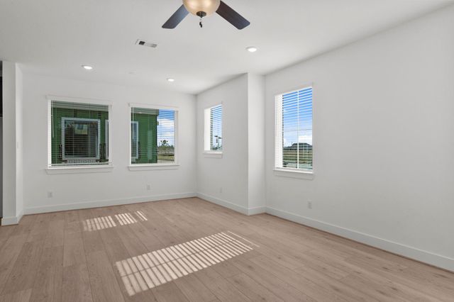 1302 Shaded Rock Drive, Missouri City, TX 77459