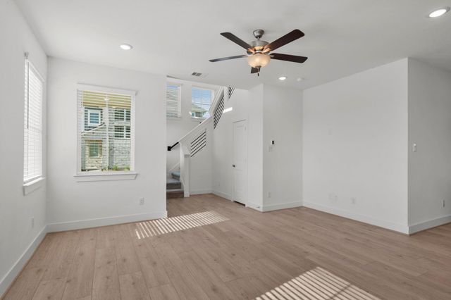 1302 Shaded Rock Drive, Missouri City, TX 77459