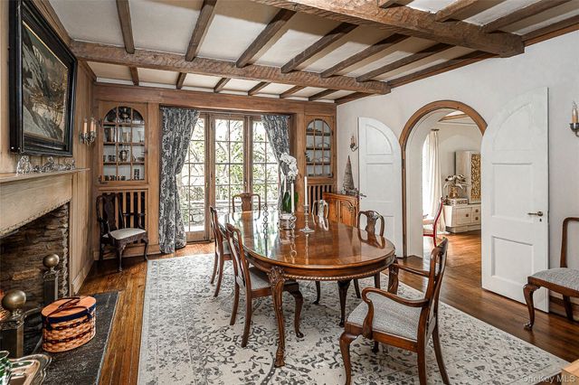 16 aka 80 Hereford Road, Bronxville, NY 10708