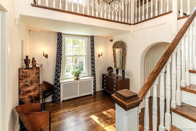 16 aka 80 Hereford Road, Bronxville, NY 10708