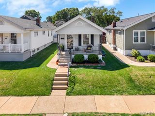 5446 Dempsey Avenue, St Louis, MO 63110