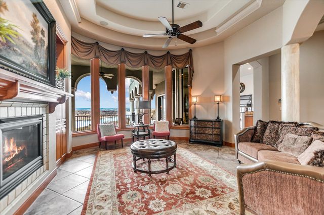 301 Circle DR, Horseshoe Bay, TX 78657