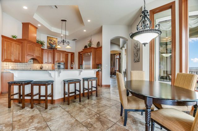 301 Circle DR, Horseshoe Bay, TX 78657