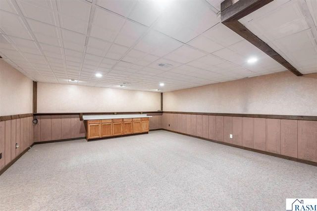 1003 Shady Oak Drive, North Mankato, MN 56003