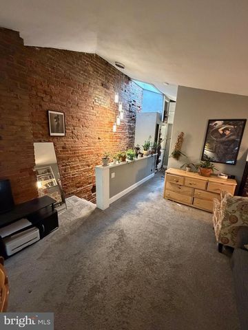 245 E ALLEN ST, Philadelphia, PA 19125