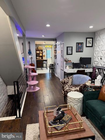 245 E ALLEN ST, Philadelphia, PA 19125