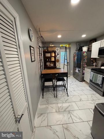 245 E ALLEN ST, Philadelphia, PA 19125