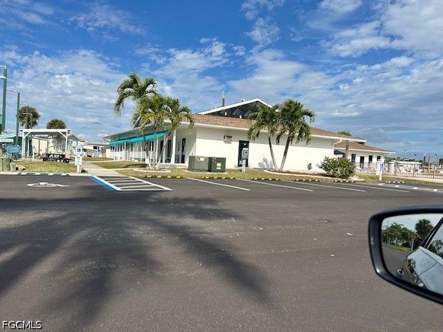 19681 Summerlin RD 256, Fort Myers, FL 33908