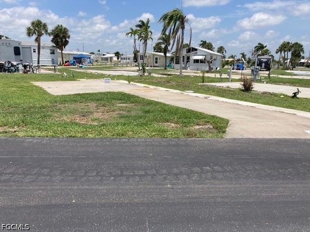 19681 Summerlin RD 256, Fort Myers, FL 33908