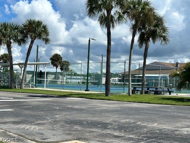 19681 Summerlin RD 256, Fort Myers, FL 33908
