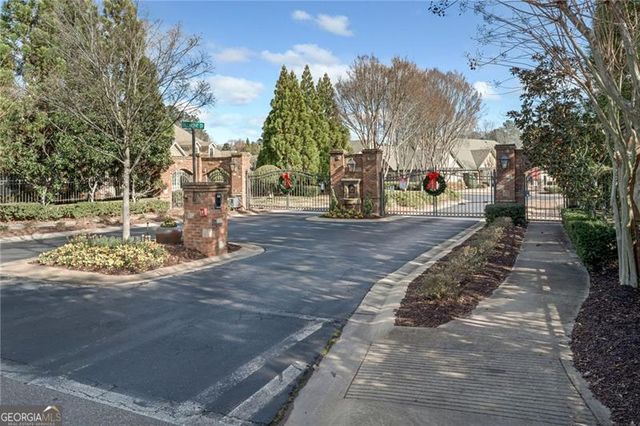 2550 Ballantrae Circle 53F, Cumming, GA 30041